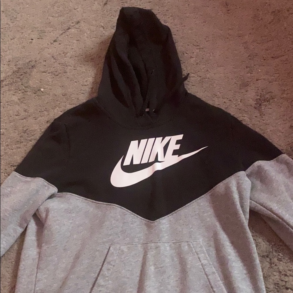 Pull-Over Nike Hoodie